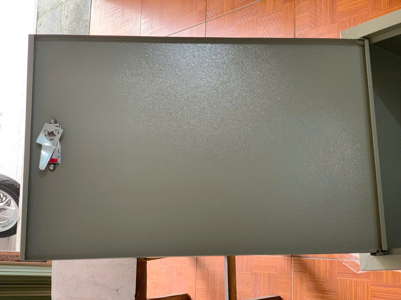 Tủ điện ngang 400x600x250 TH