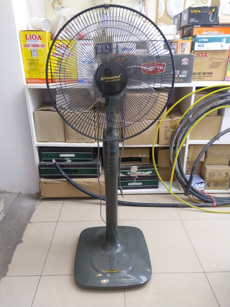 Quạt đứng cánh 400-XMS có điều khiển Vinawind (QĐ400-XMS)
