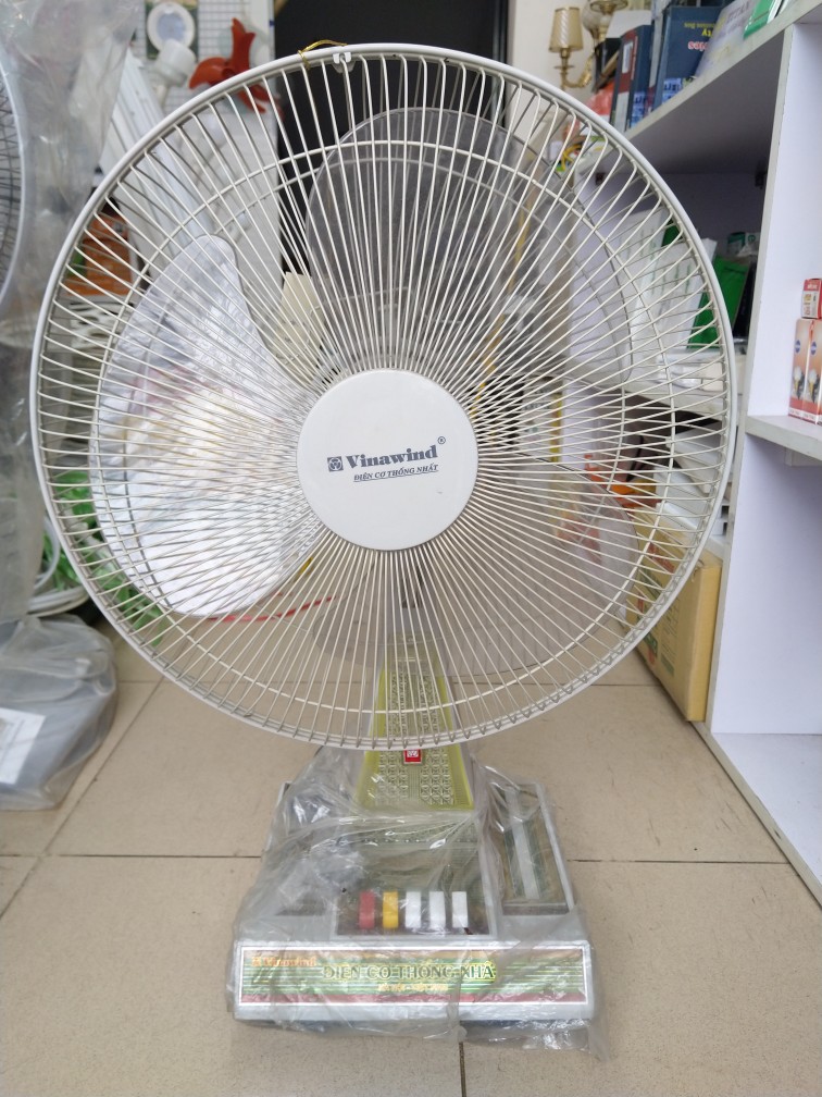 Quạt bàn 400 NSĐ có đèn Vinawind (QB400NSĐ) (hàng mẫu trưng bày chưa qua sử dụng)