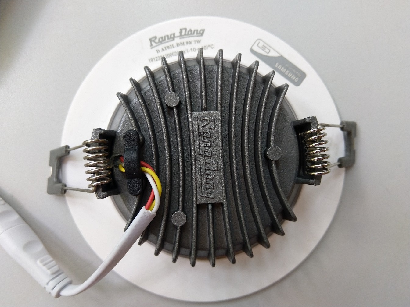 Đèn LED âm trần đổi màu 90/7W Rạng Đông (AT02 ĐM 90/7W)