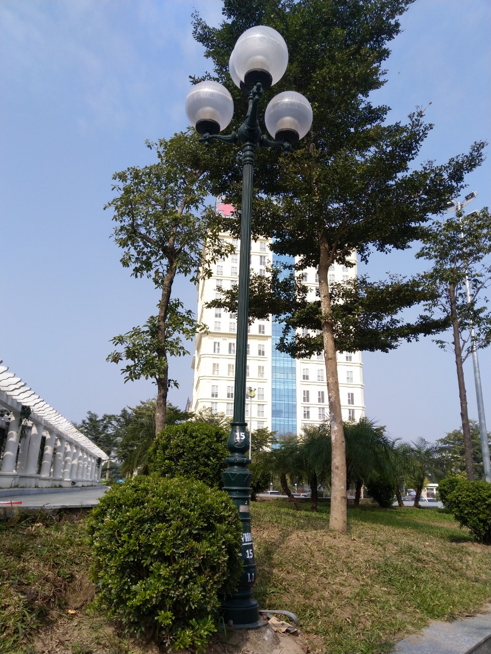 Cột đèn sân vườn DC06 Hapulico