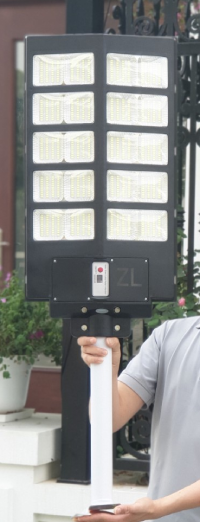 Đèn liền thể NLMT 500W Godsun