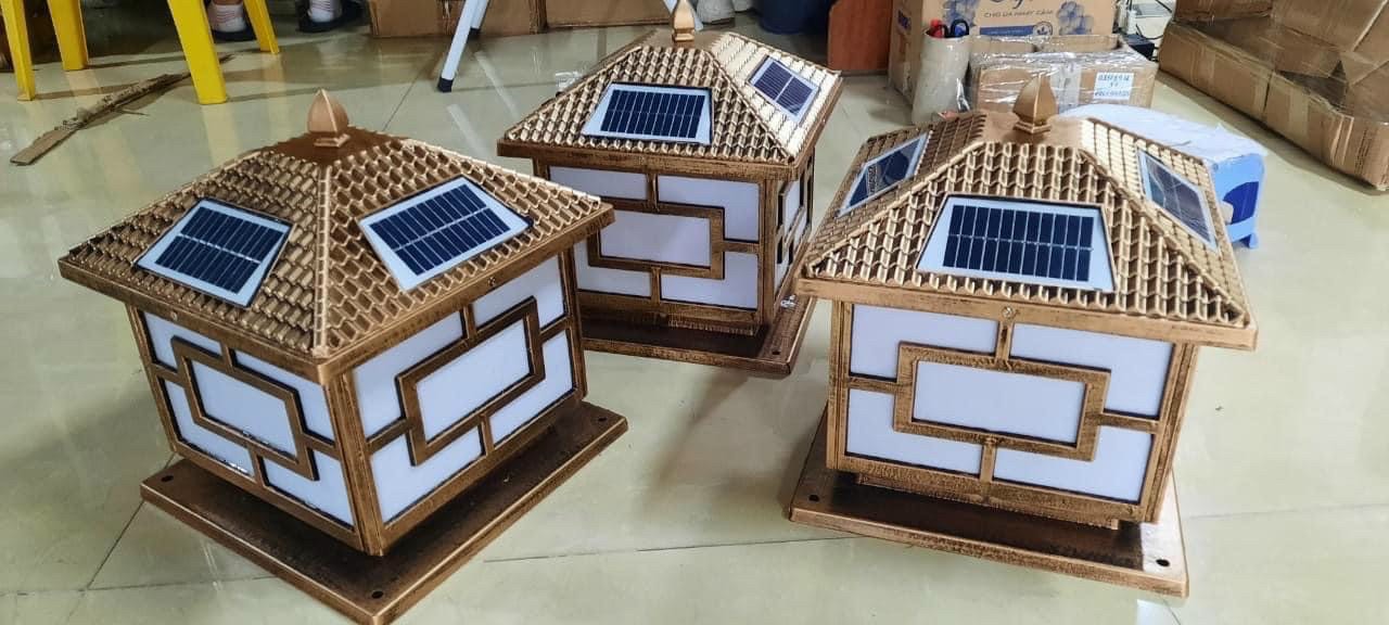 Đèn trụ cổng năng lượng mặt trời (400x400) Mayor Wolf