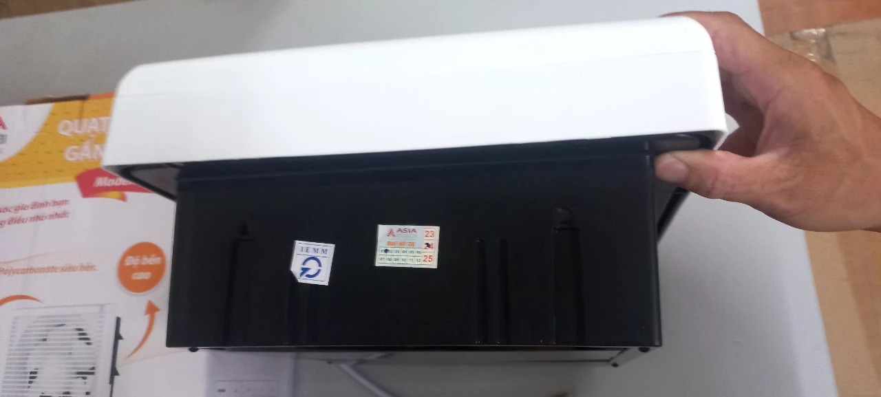 Quạt hút gió gắn tường 25x25 Asia lighting (QHT20)