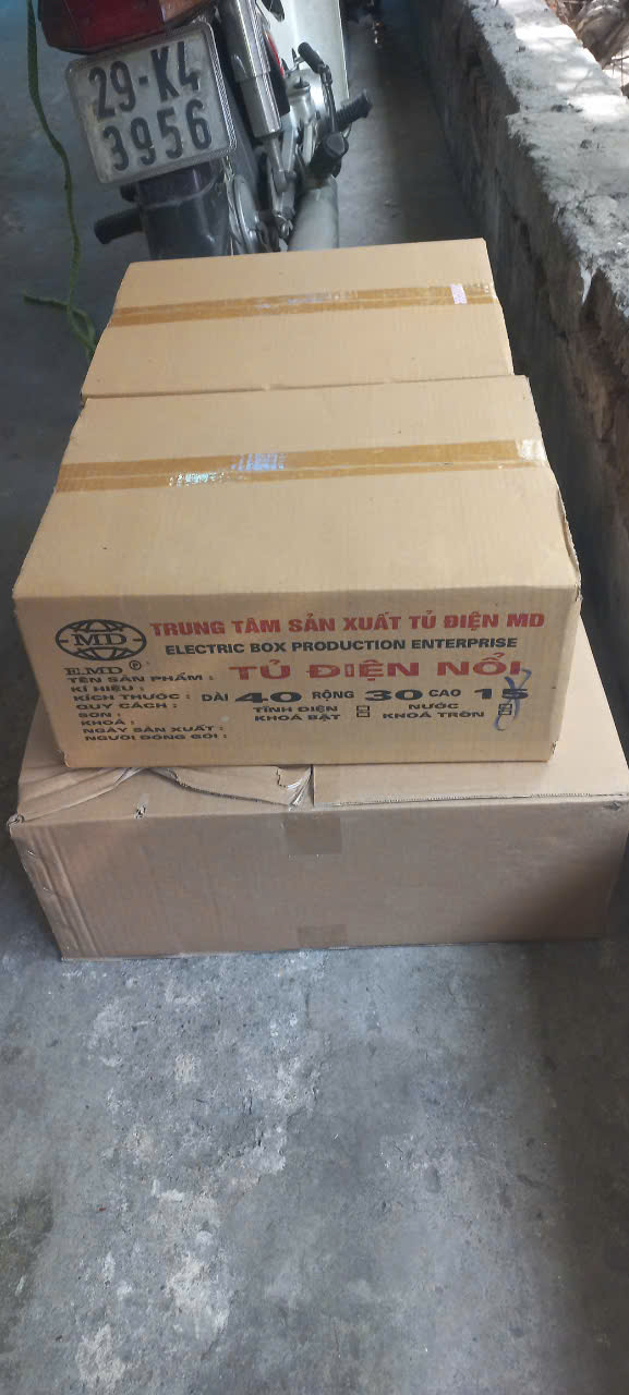 Tủ điện nổi 30x40x18 KB MD