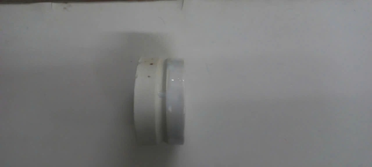 Mốc báo cáp sứ (in chìm)