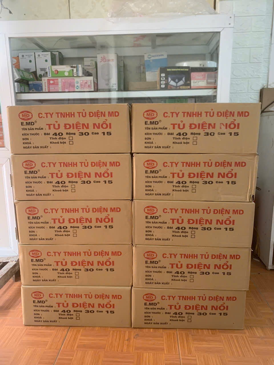 Tủ điện nổi 30x40x15 KB MD