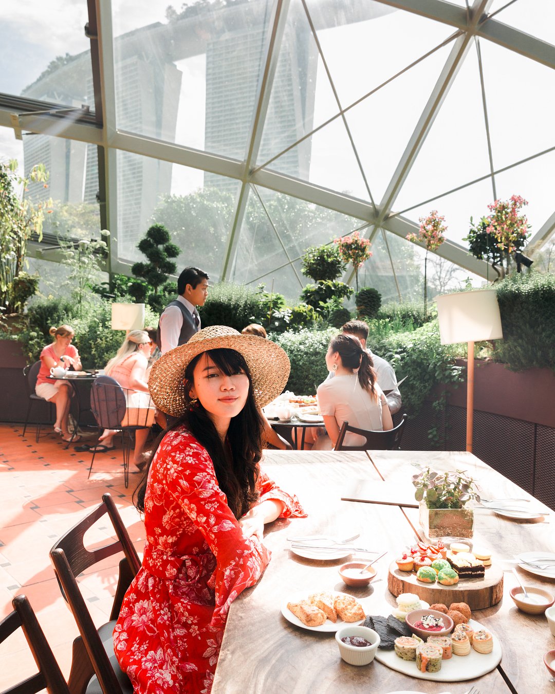 Check-in sang chảnh Pollen Cafe view ngắm Marina Bay tuyệt đẹp ở Singapore