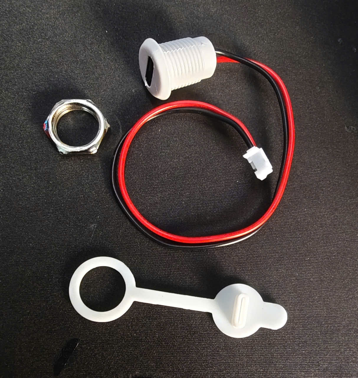 Ổ cắm sạc Type C bắt hộp 10mm