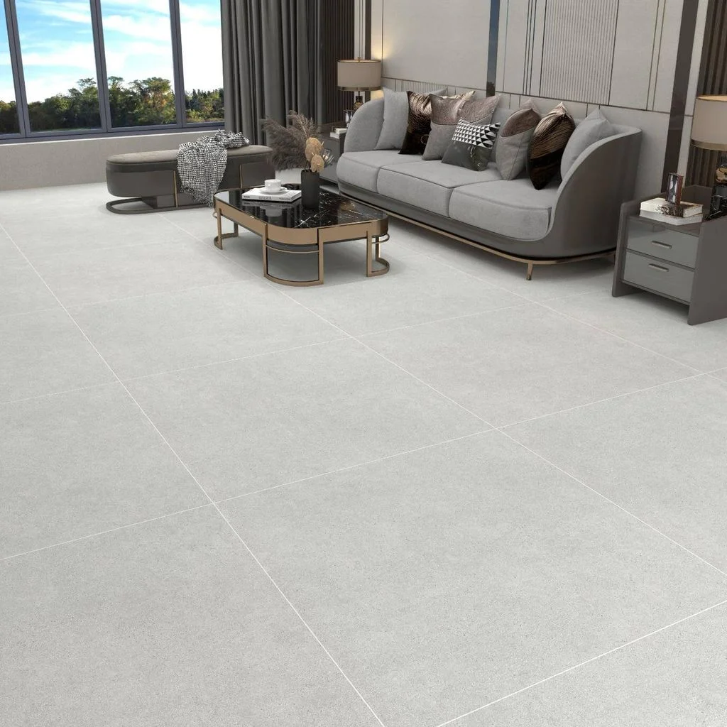 Mặt sàn phòng khách lát gạch 80x80 với ít đường ron và bề mặt hiện đại.