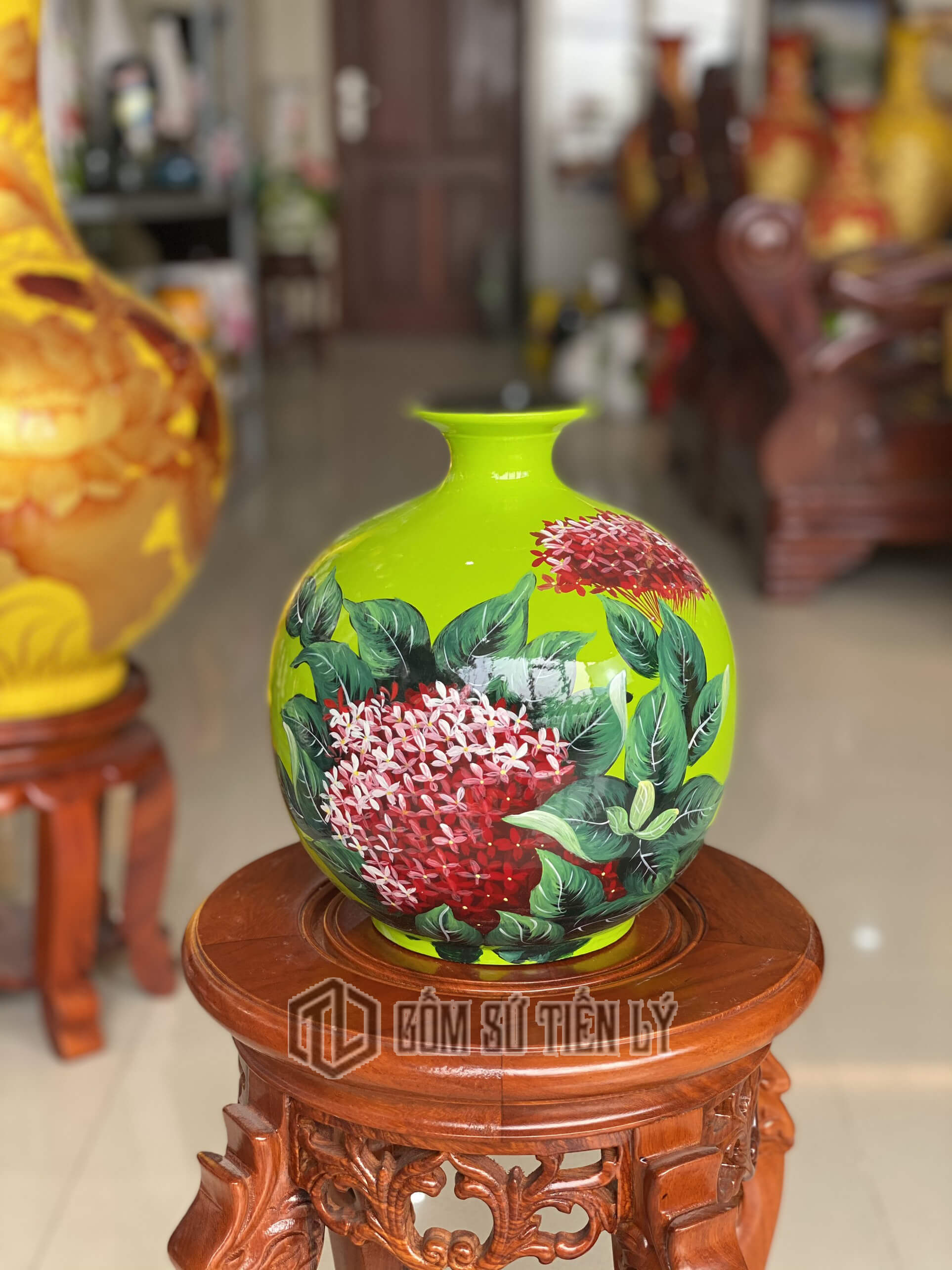 Bình hoa tròn hoạ tiết cẩm tú cầu-BGD07