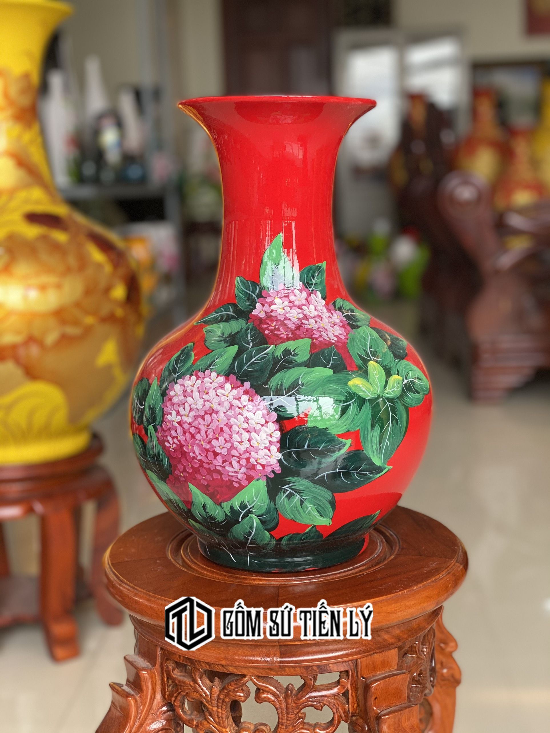 Bình hoa gốm sứ dáng tỏi vẽ tay hoa-BGD35