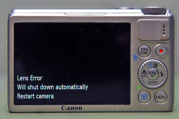 Máy ảnh báo lỗi Lens Error