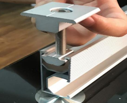 Kẹp Giữa Tấm Pin Năng Lượng Mặt Trời Pin Mặt Trời