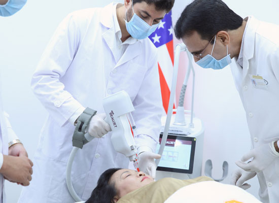 Trị lỗ chân lông to bằng công nghệ Lift Jet Beauty