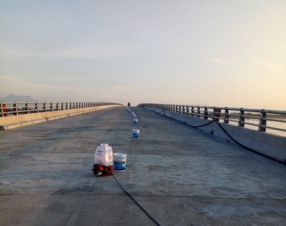 Chống thấm mặt cầu bằng HASEAL 5
