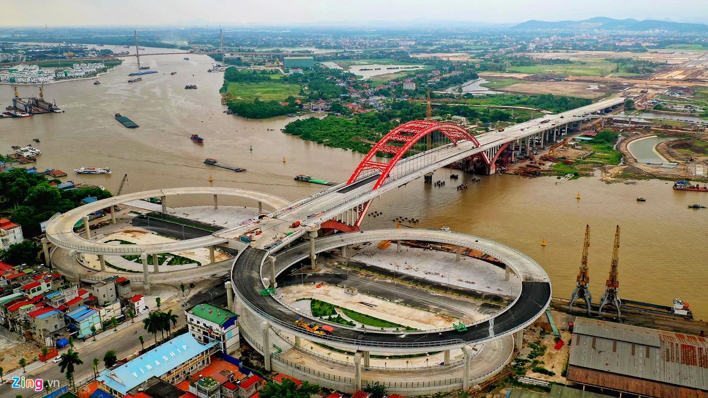 Cầu Hoàng Văn Thụ