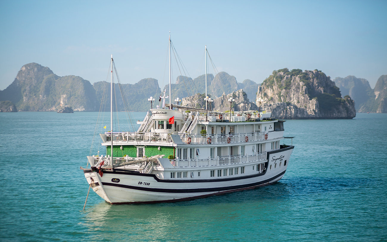 halong bay luxury cruise signature cruise