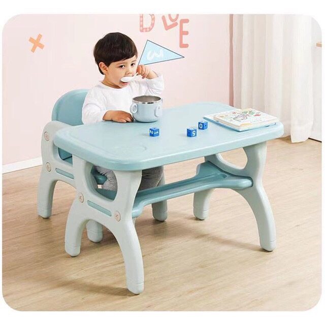 Bộ bàn ghế nhựa cho bé hình khủng long cười CAYABE cho bé ngồi học, vẽ, ăn và chơi màu xanh (mẫu mới 2022) Bộ Bàn Ghế Nhựa Cho Bé Hình Khủng Long Cười Cayabe Cho Bé Ngồi Học, Vẽ, Ăn Và Chơi Màu Xanh (Mẫu Mới 2022)