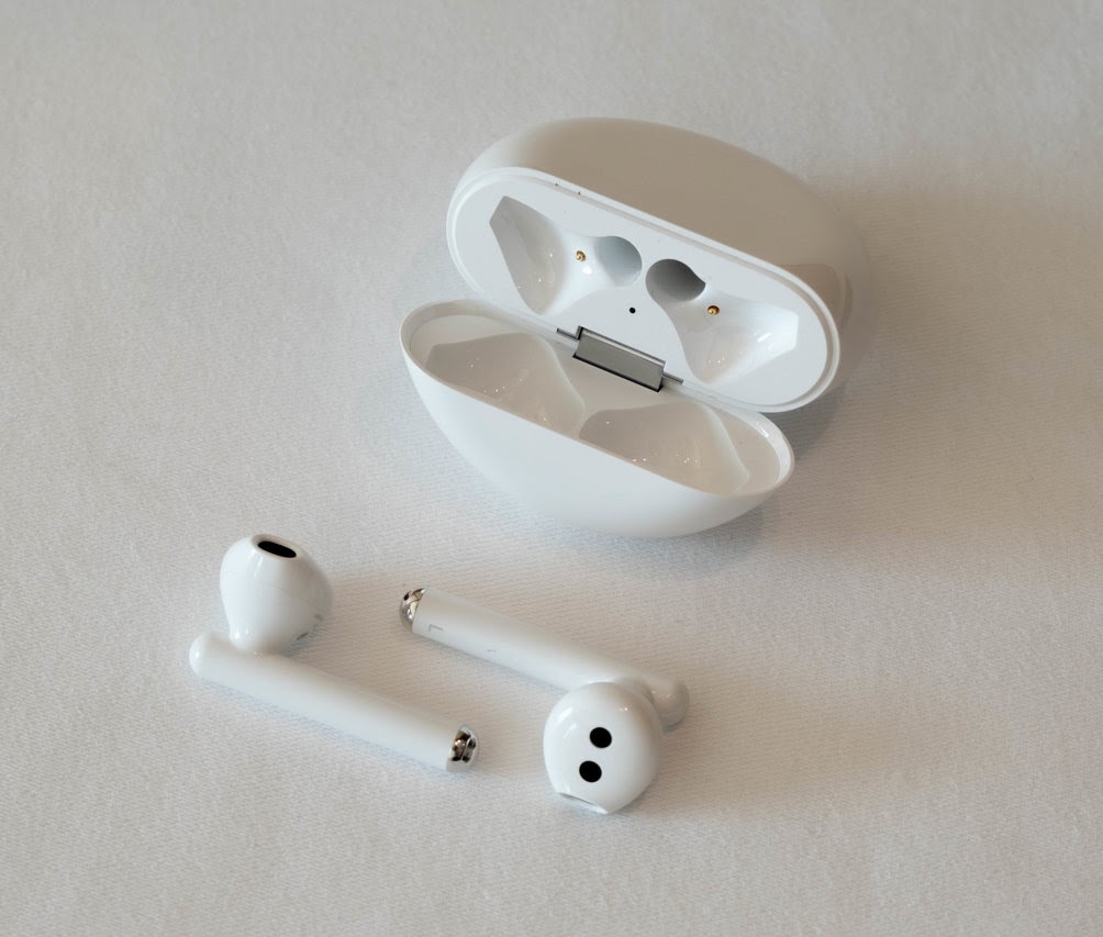 Huawei FreeBuds 3 chiếc tai nghe True Wireless với thiết kế độc đáo, trang bị Bluetooth 5.1