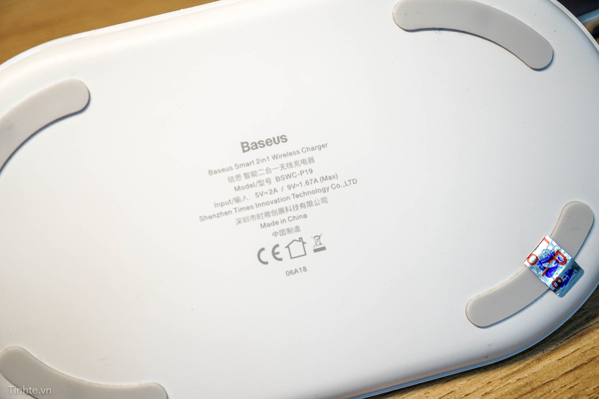 tinhte_sac_baseus_smart2in1_1.jpg Đang tải tinhte_sac_baseus_smart2in1_1.jpg