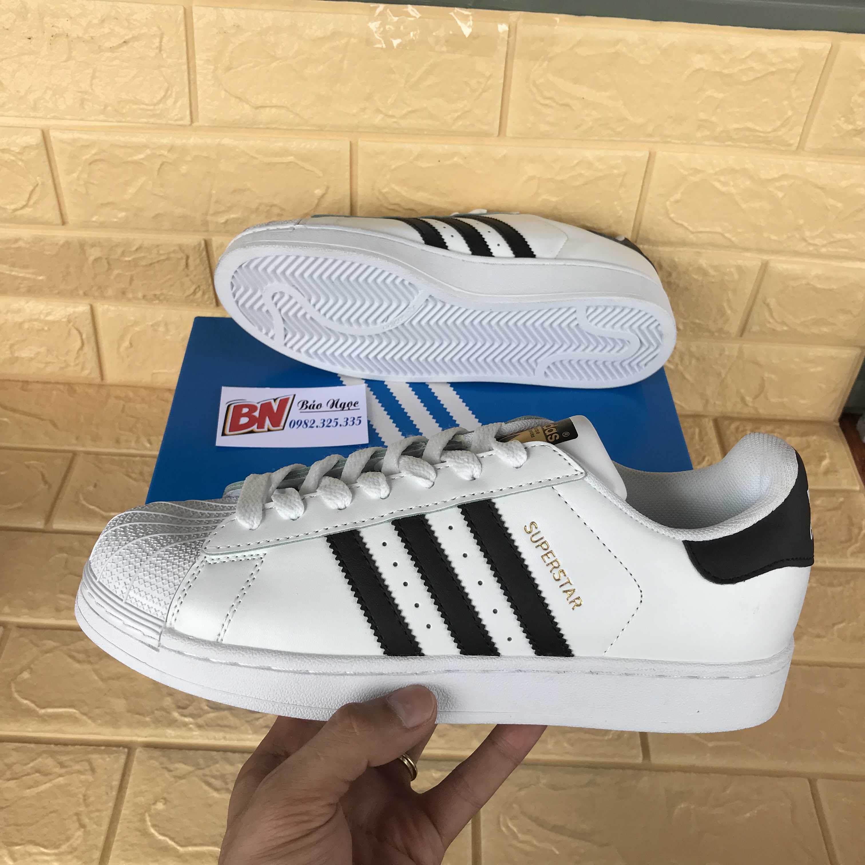 Адидас суперстар реплика. Кроссовки адидас реплика. Adidas Replica 4. Оригинал и копия адидас. Реплика 2024