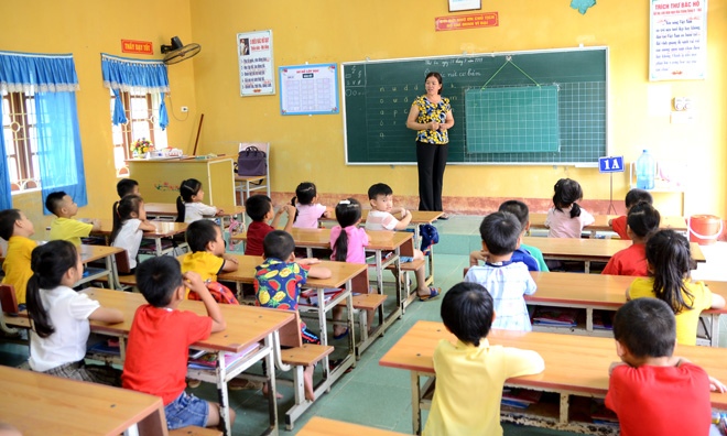 Môi trường lớp 1 mới lạ với các bạn nhỏ