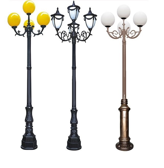 cột đèn sân vườn 4 bóng