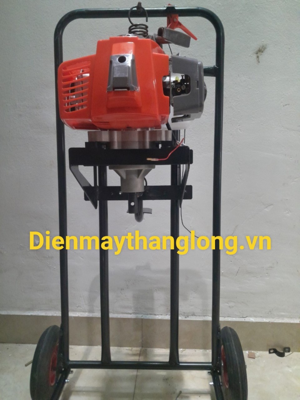 máy khoan đất trồng cây khung giá đỡ