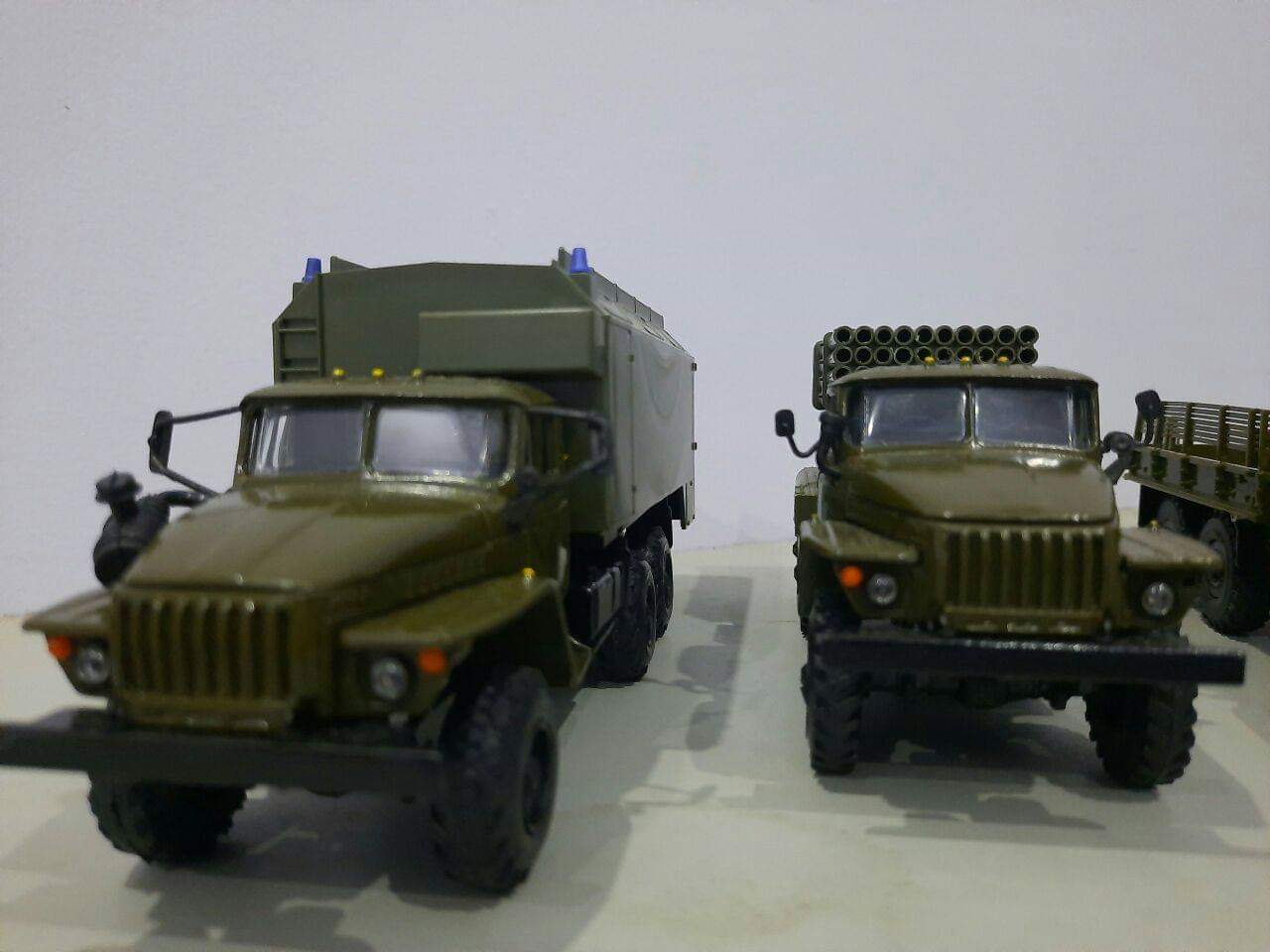 Bộ mô hình xe quân đội chạy đà cót thiết kế mô phỏng thật và đẹp mắt Hộp  6 xemẫu 2