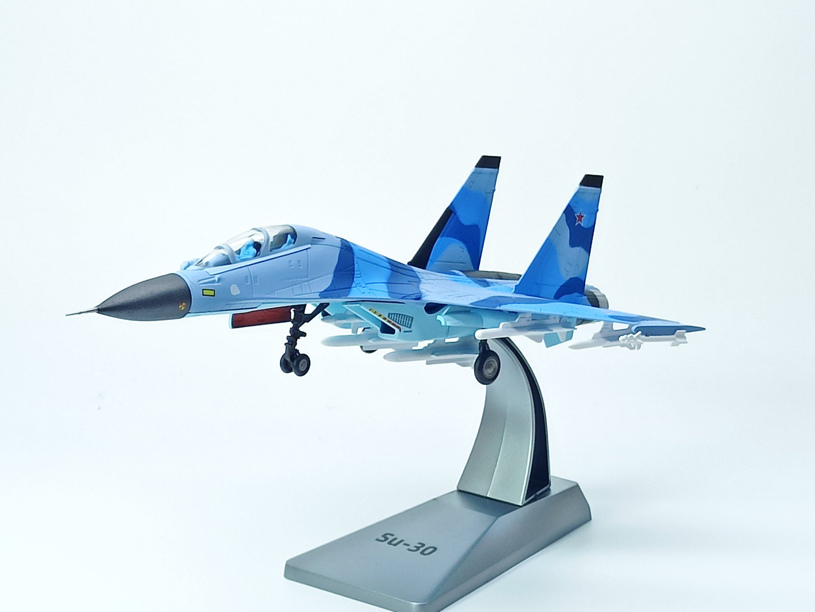 Mô hình máy bay Sukhoi Su30 tỷ lệ 1/100