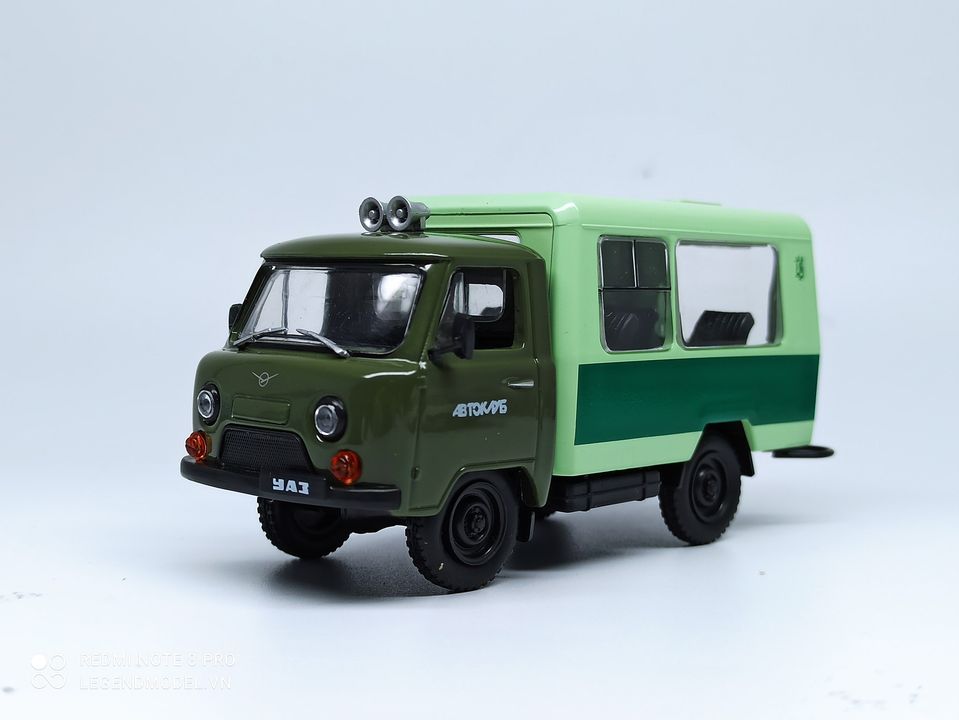 Mô hình xe Uaz3303