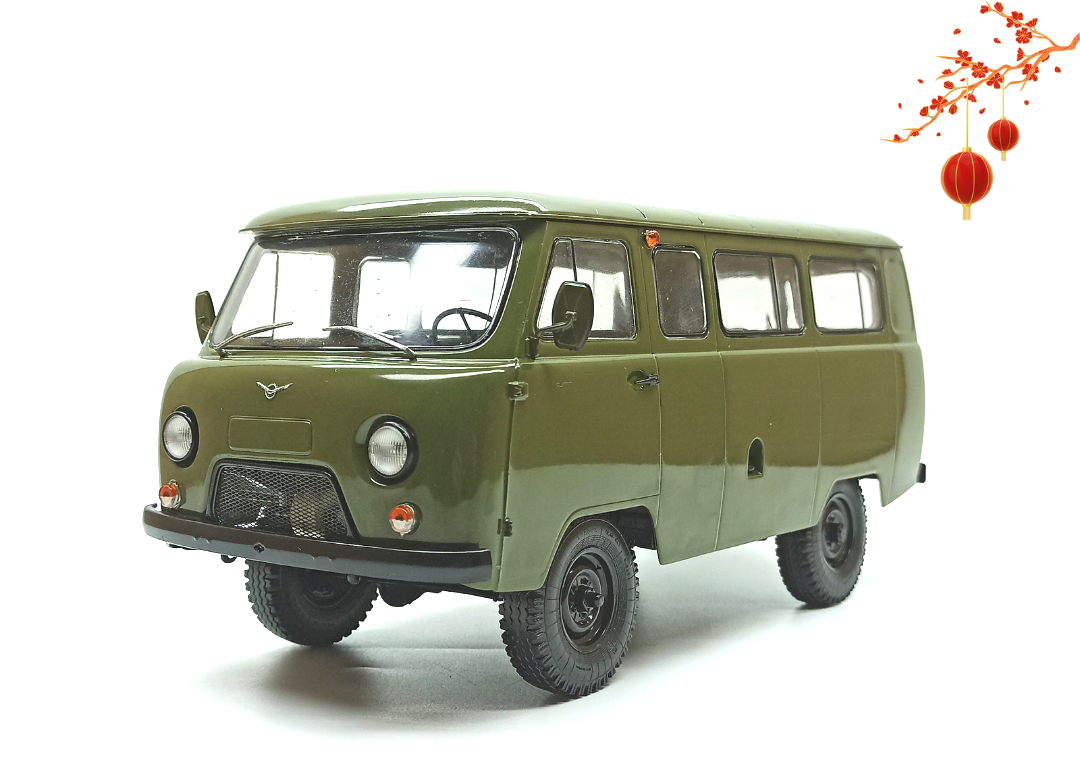 Mô hình xe Uaz 452 tỷ lệ 1/18