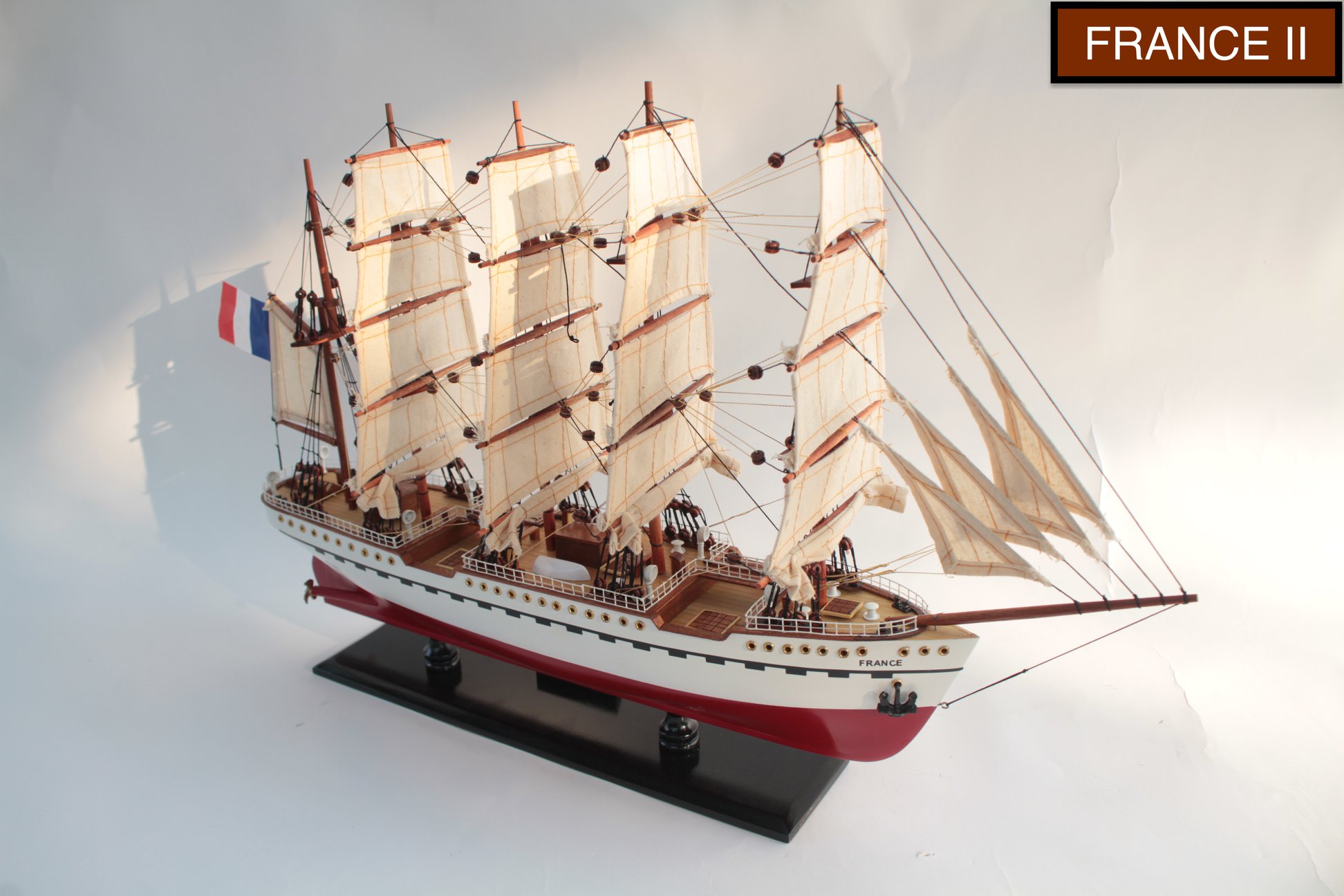 Mô hình Thuyền buồm France II