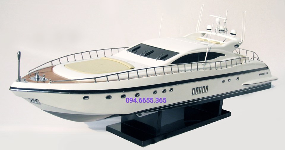 Mô hình Du thuyền Mangusta 108 (Đặt trước)