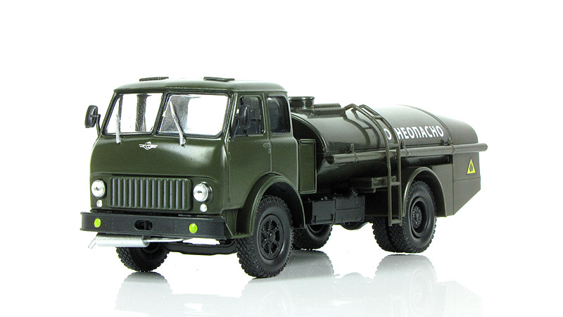 Mô hình xe Nga MAZ-500B TZ-7.5