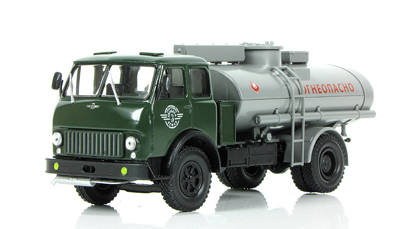 Mô hình xe Nga MAZ-500B AC-8