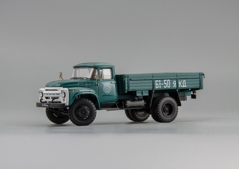 Mô hình xe ZIL 130 1974
