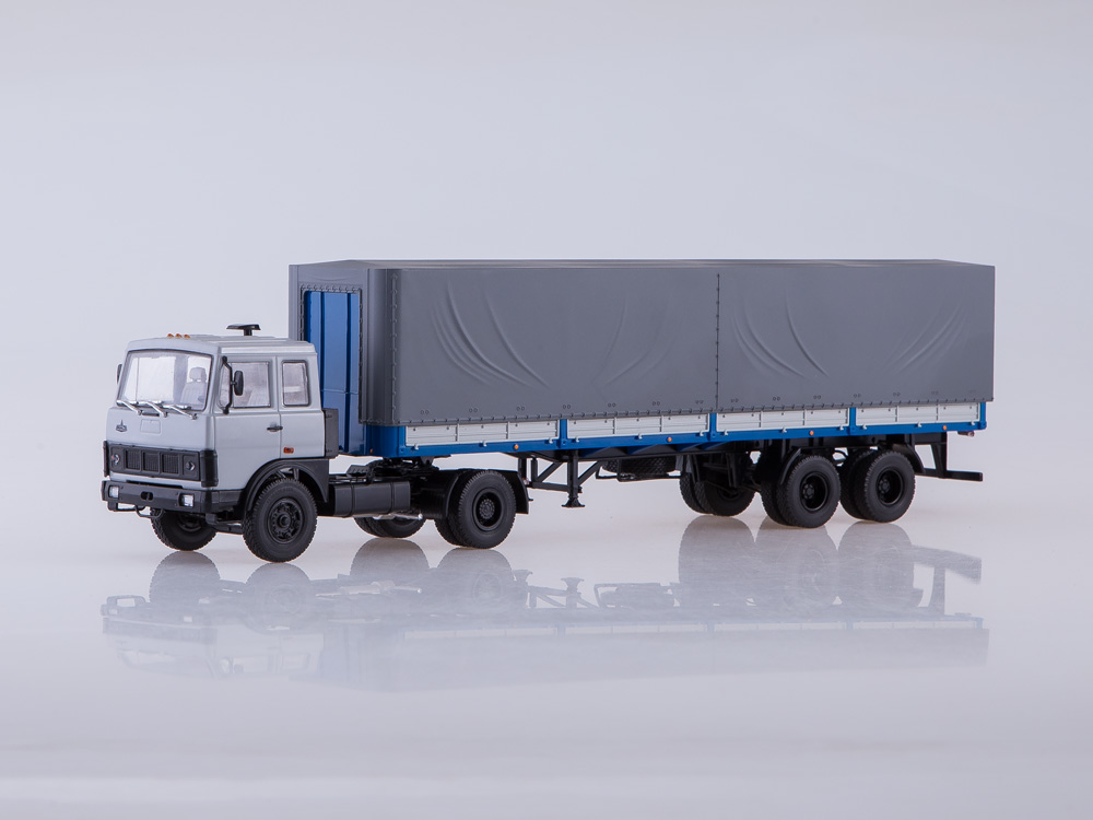 Mô hình xe MAZ-5432 với semi romooc MAZ-93971