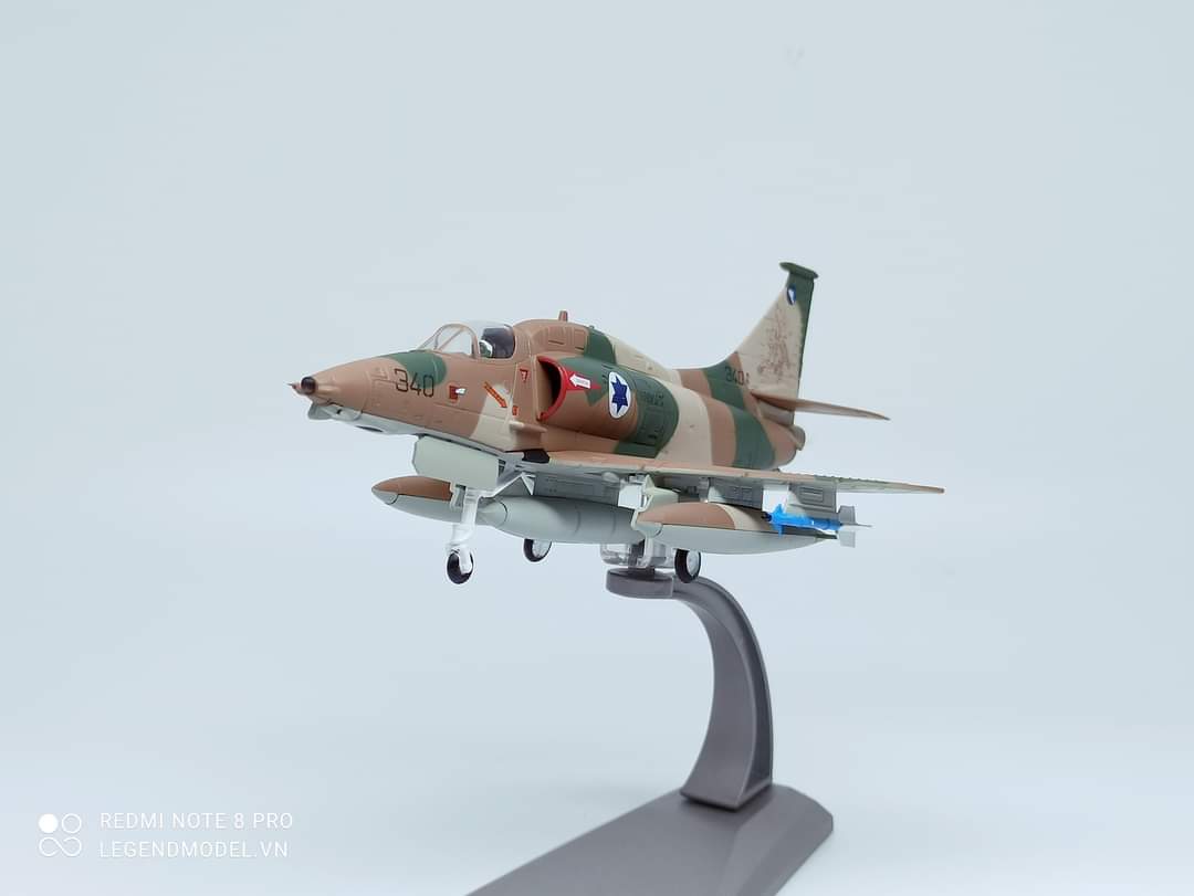 Mô hình máy bay A4M Skyhawk 1/72