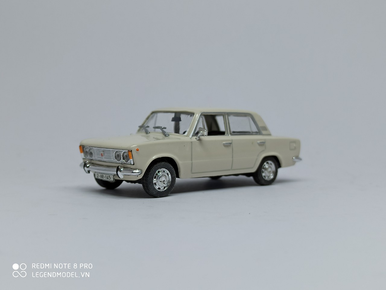 Mô hình xe FIAT 125P