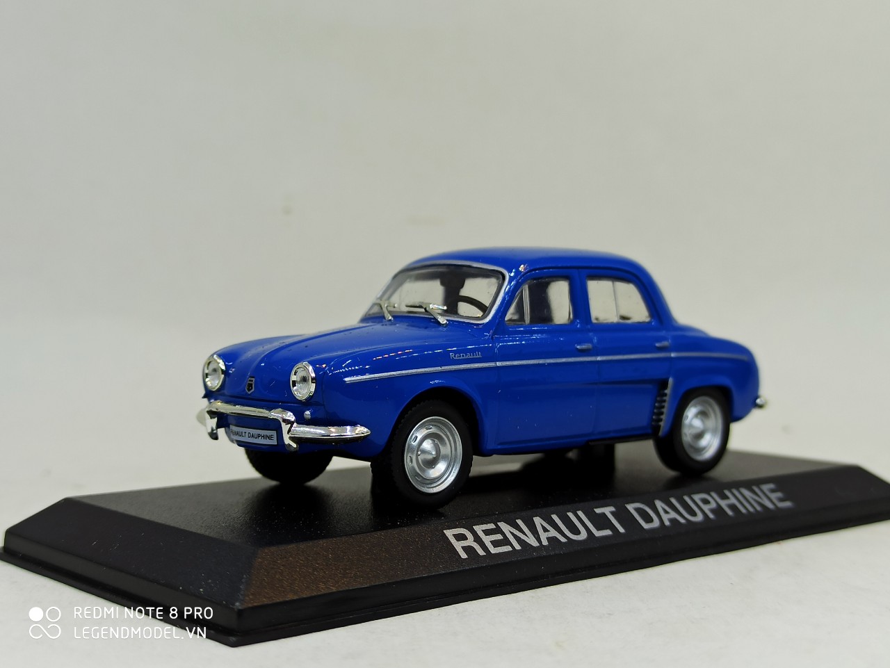 Mô hình xe Renault Dauphine