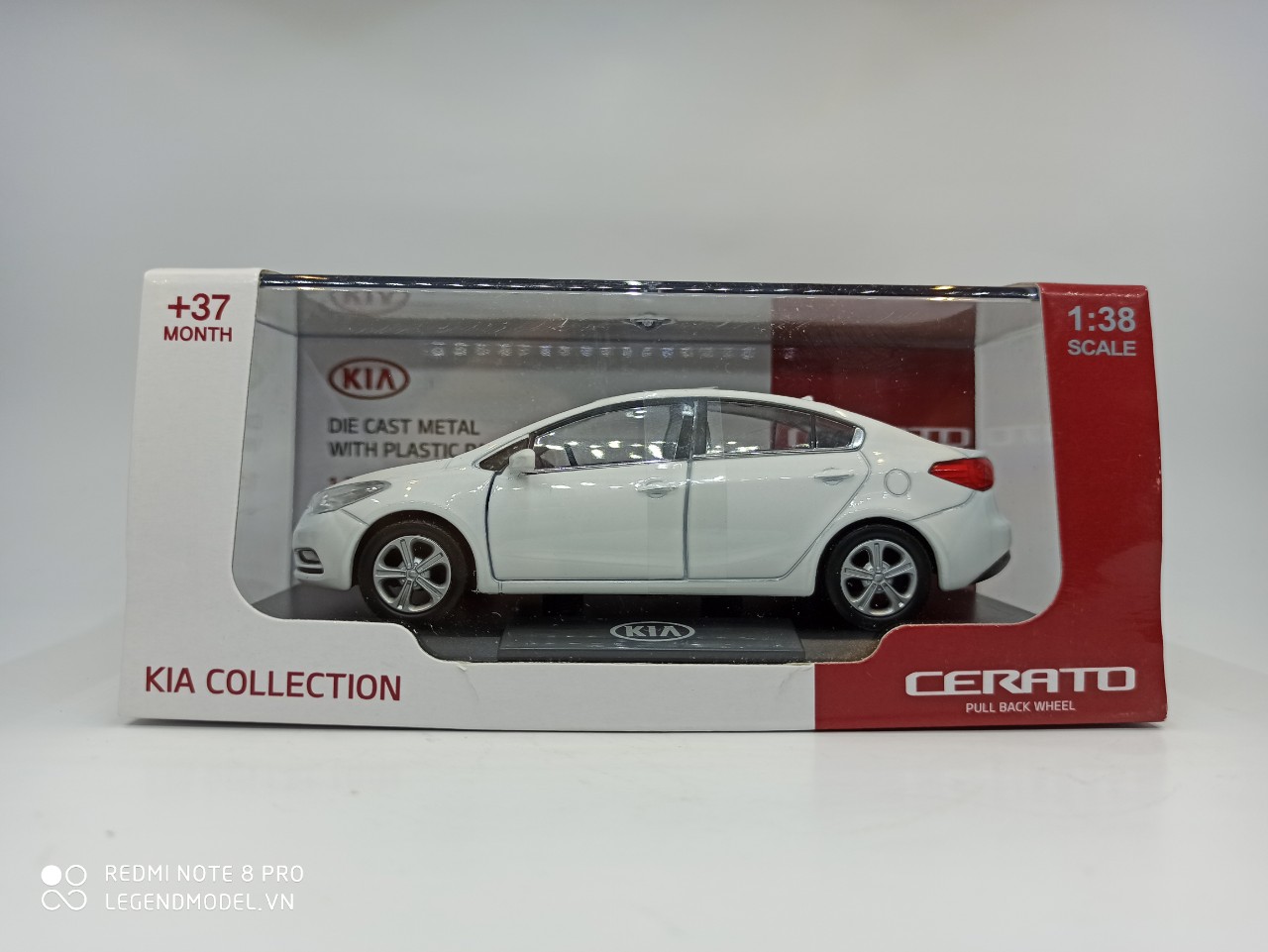 XE MÔ HÌNH KIA CERATO WHITE 136  Cửa Hàng Mô Hình Autono1