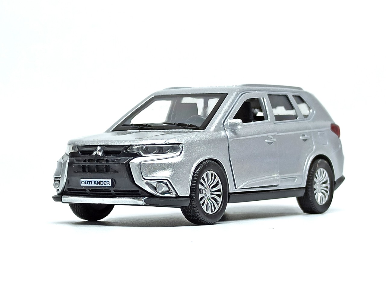 Mô hình Mitsubishi Outlander