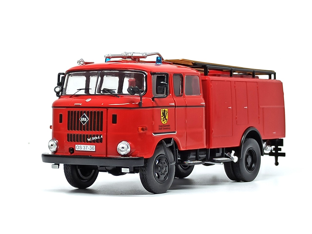 Mô hình xe IFA W50 Fire Department City 1:43 IXO