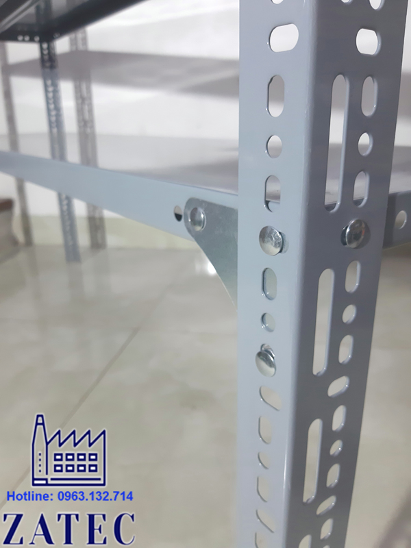 Ưu điểm kệ sắt V lỗ 6 tầng D100 x R30 x C200 cm