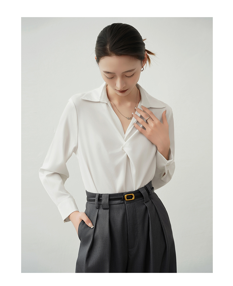 Áo sơ mi lụa xoắn ngực SM32