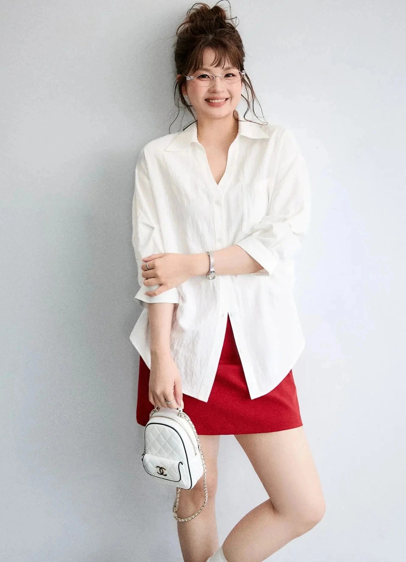 SM59 Áo Sơ Mi Trắng Tay Lửng Dáng Rộng Đa Năng MAKILANA, Áo Sơ Mi Nữ Form Rộng Basic Tay Dài Style