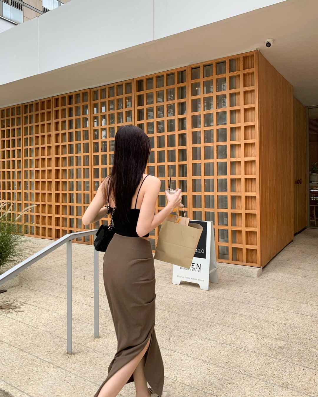 Chân váy midi nhún hông xẻ 1 bên nhiều màu sắc CV17