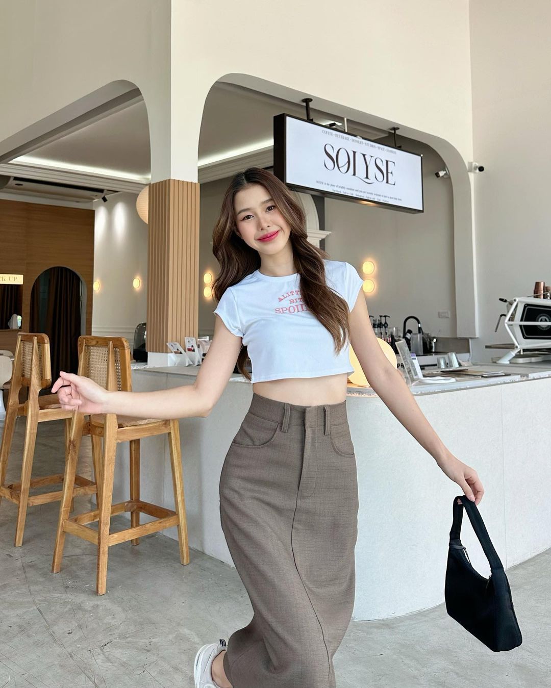 Chân váy midi chữ A xẻ sau CV11